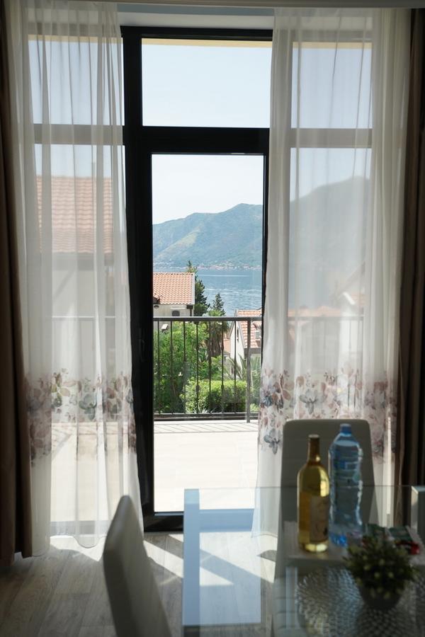 Apartments Fantasy Котор Экстерьер фото