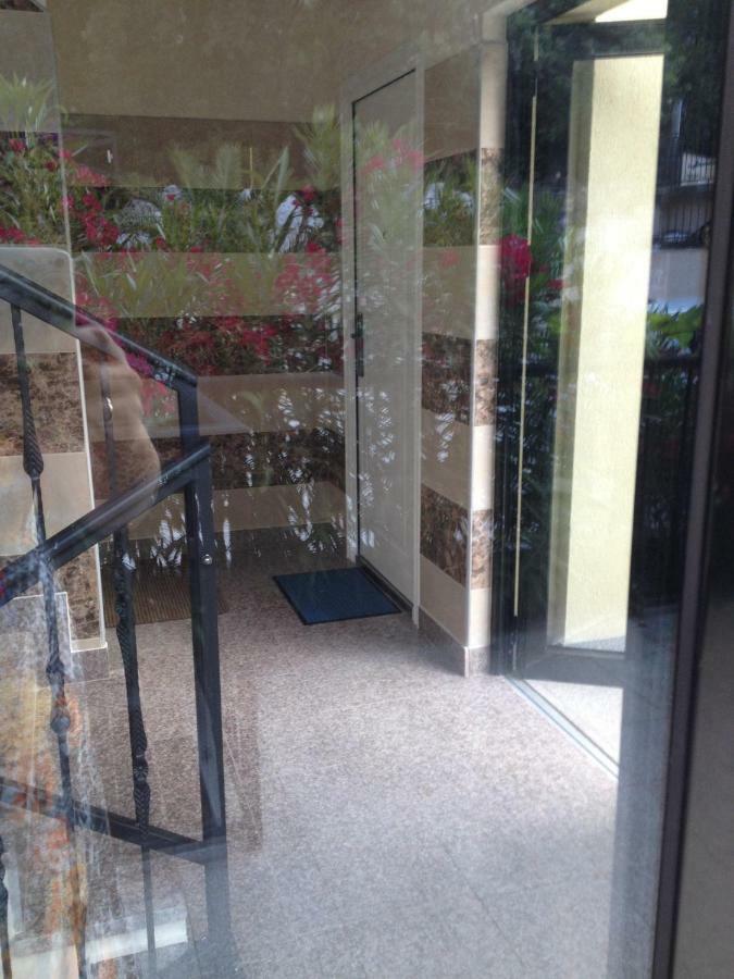 Apartments Fantasy Котор Экстерьер фото